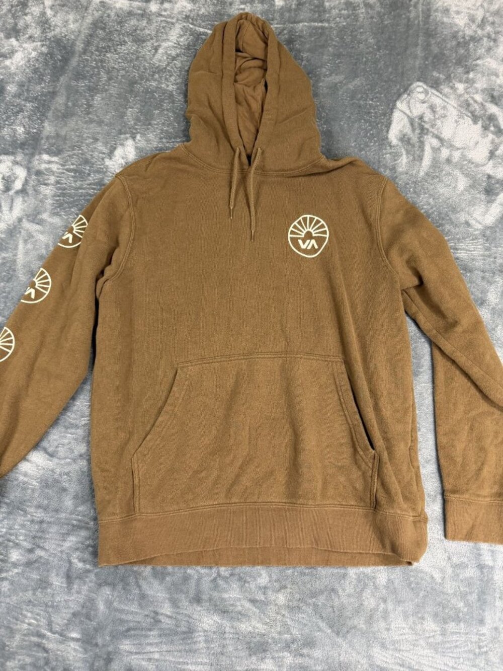 RVCA Mens Brown Pullover Hoodie With Graphic Logo On Chest & Sleeve Size L